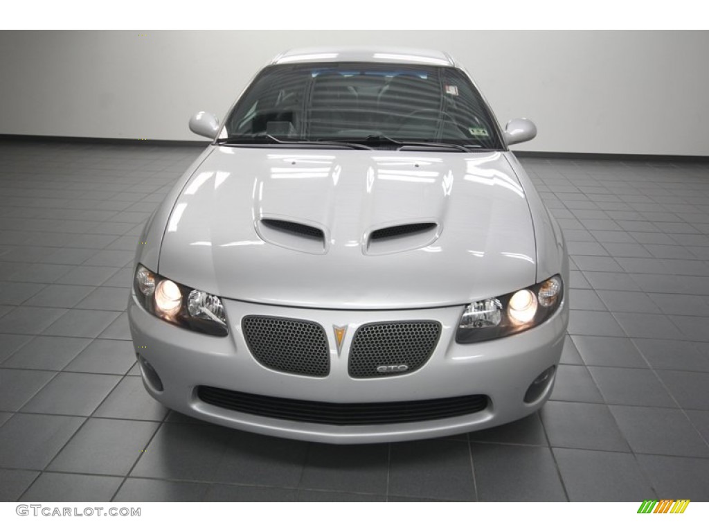 Quicksilver Metallic 2005 Pontiac GTO Coupe Exterior Photo #81419358
