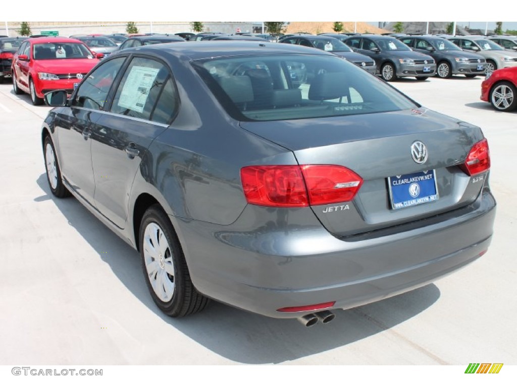 2013 Jetta SE Sedan - Platinum Gray Metallic / Titan Black photo #7