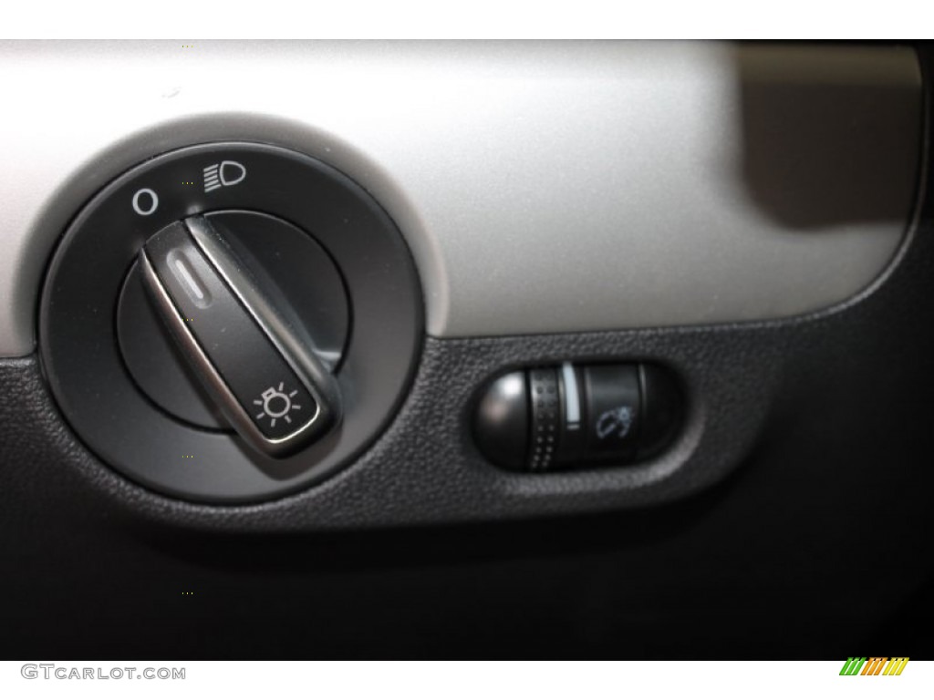 2013 Jetta SE Sedan - Platinum Gray Metallic / Titan Black photo #22