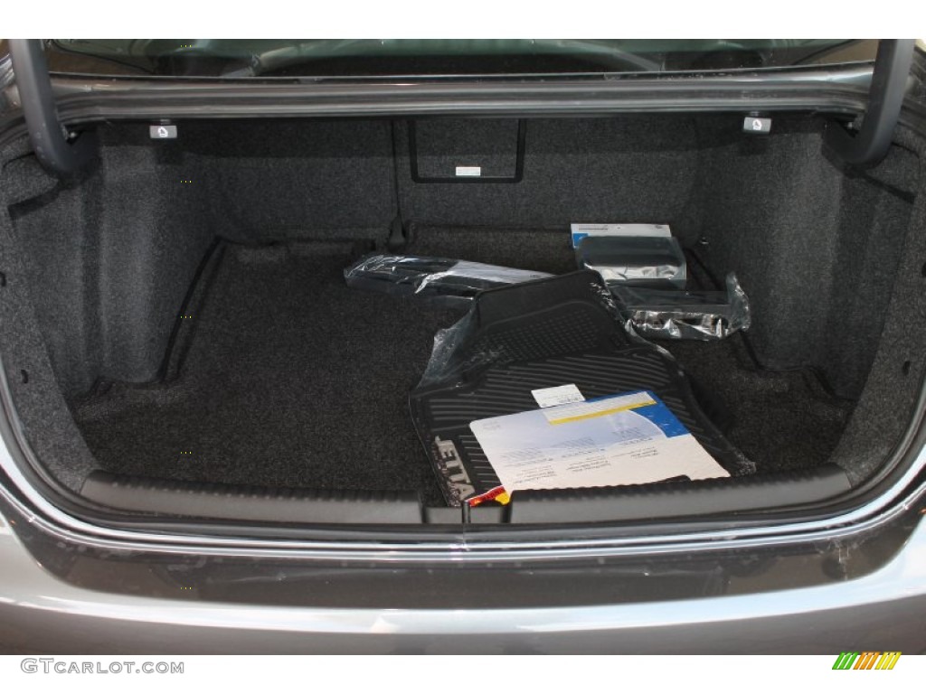 2013 Jetta SE Sedan - Platinum Gray Metallic / Titan Black photo #26