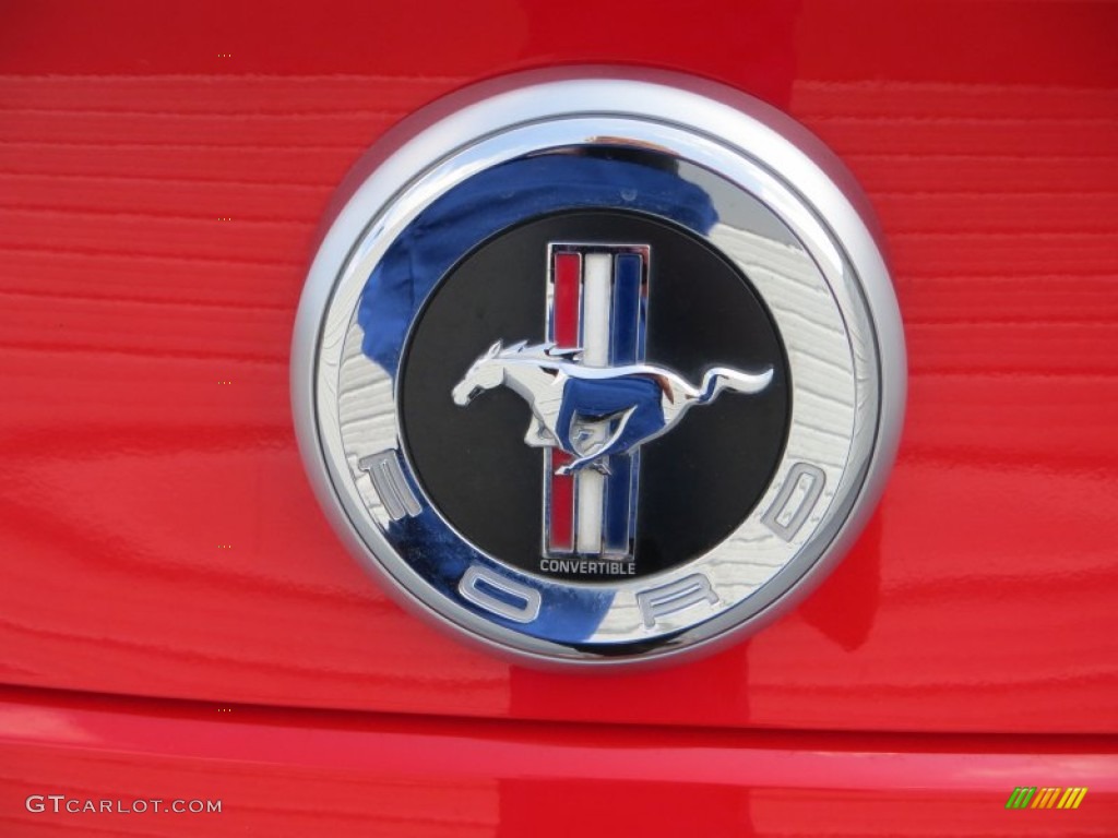 2011 Mustang V6 Premium Convertible - Race Red / Charcoal Black photo #21