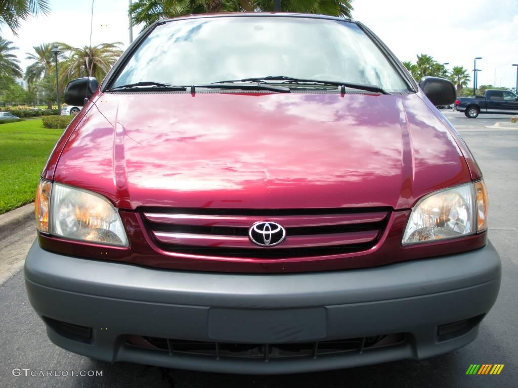 2002 Sienna CE - Vintage Red Pearl / Oak photo #3