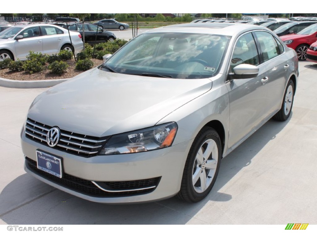 2013 Passat TDI SE - Tungsten Silver Metallic / Cornsilk Beige photo #3