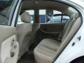 2004 Nordic White Hyundai Elantra GLS Sedan  photo #17