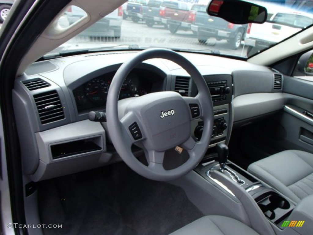Medium Slate Gray Interior 2006 Jeep Grand Cherokee Laredo 4x4 Photo #81426596