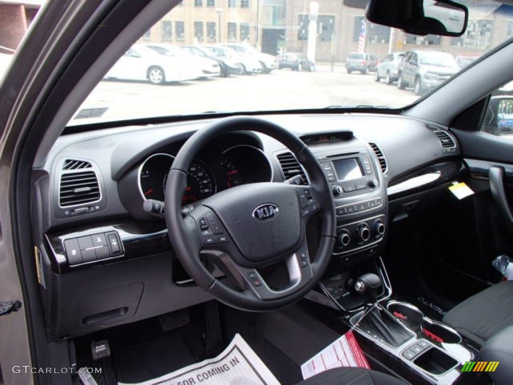 2014 Kia Sorento LX V6 AWD Beige Dashboard Photo #81427503