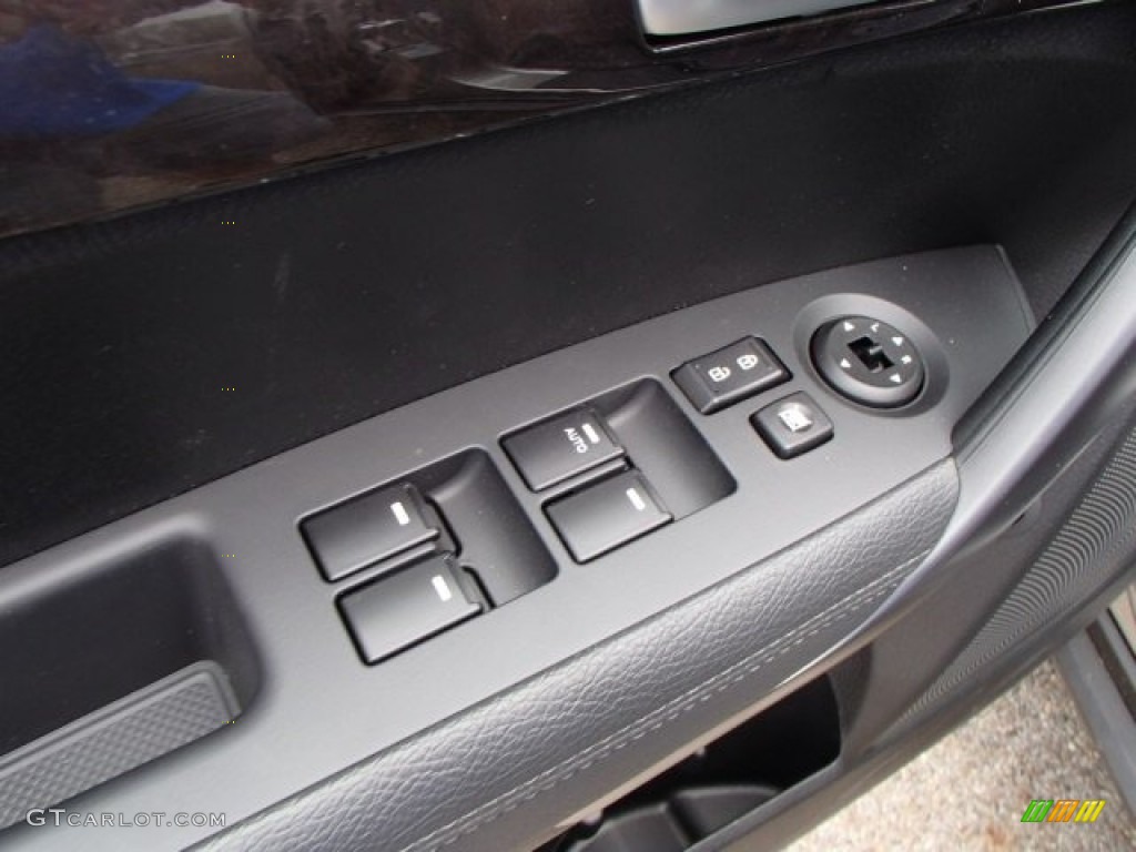 2014 Kia Sorento LX V6 AWD Controls Photo #81427593