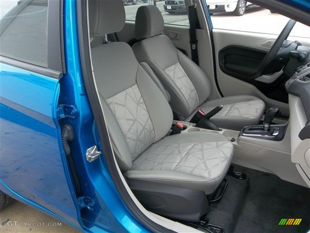 2013 Fiesta SE Sedan - Blue Candy / Charcoal Black/Light Stone photo #10