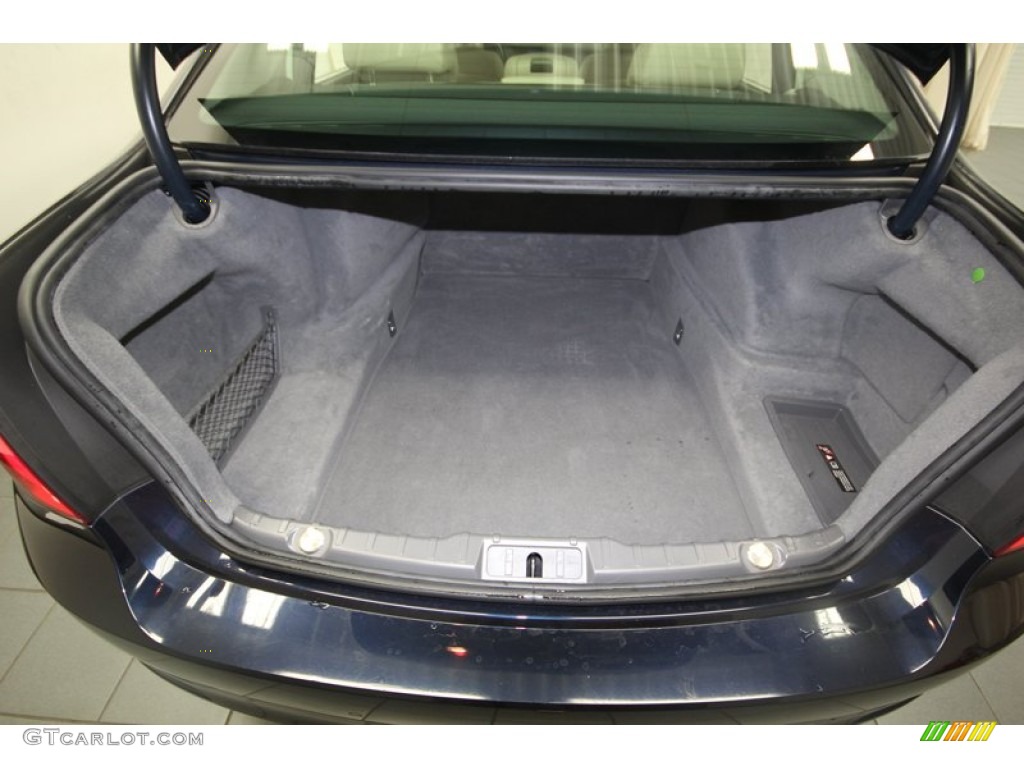 2011 BMW 7 Series 740Li Sedan Trunk Photos