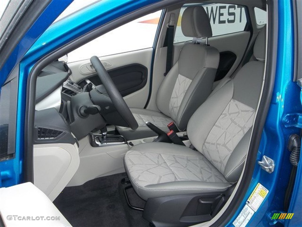 2013 Fiesta SE Sedan - Blue Candy / Charcoal Black/Light Stone photo #20