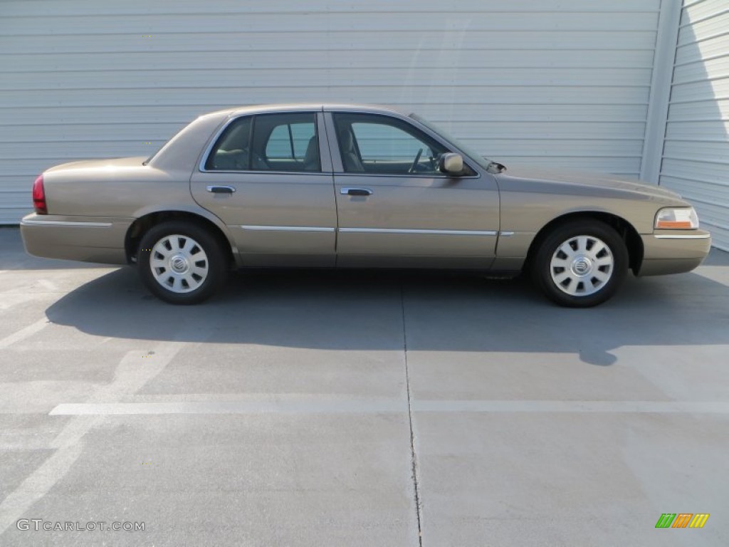 2004 Grand Marquis LS - Arizona Beige Metallic / Medium Parchment photo #3