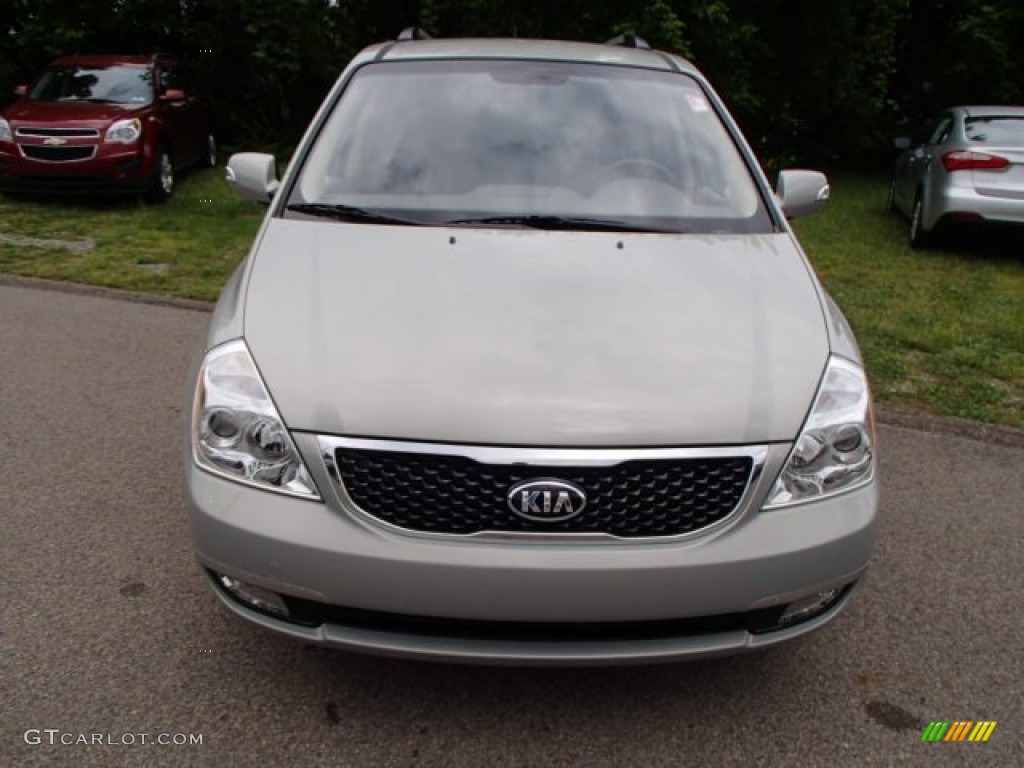 2014 Sedona LX - Silverstone Beige / Beige photo #3