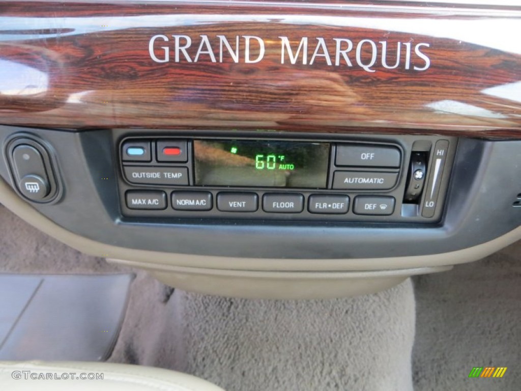 2004 Grand Marquis LS - Arizona Beige Metallic / Medium Parchment photo #37