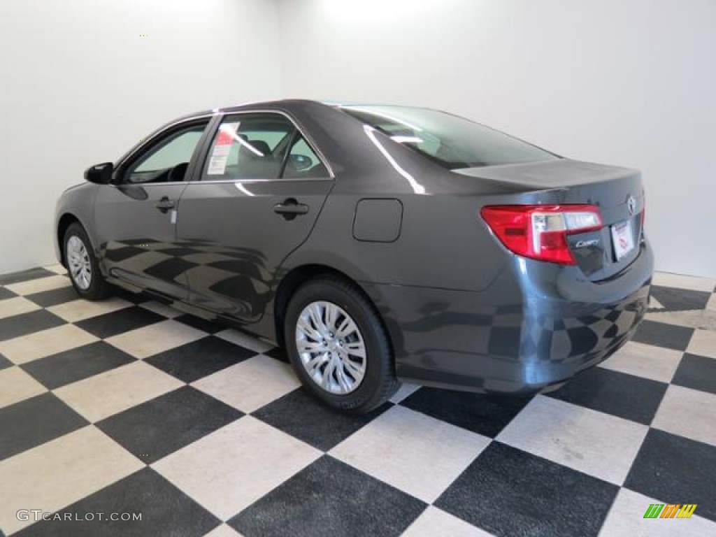 2013 Camry L - Magnetic Gray Metallic / Ash photo #16