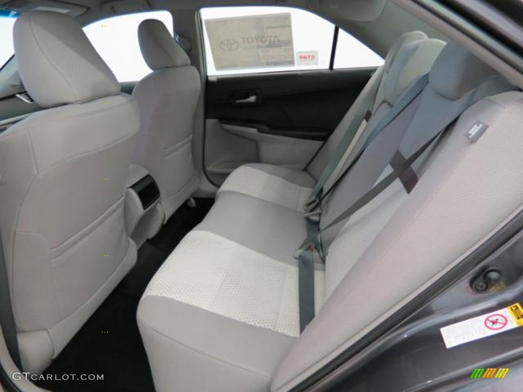 2013 Camry L - Magnetic Gray Metallic / Ash photo #5