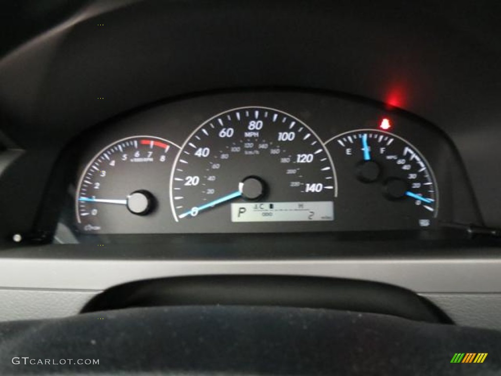 2013 Camry L - Magnetic Gray Metallic / Ash photo #9