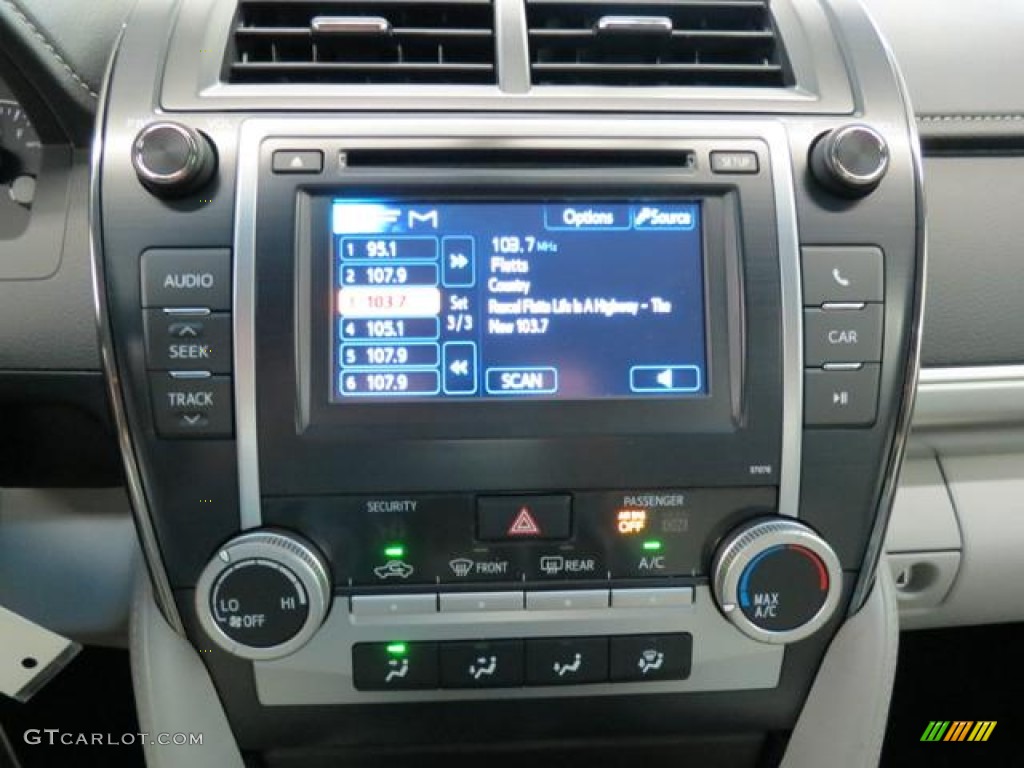 2013 Camry L - Magnetic Gray Metallic / Ash photo #10