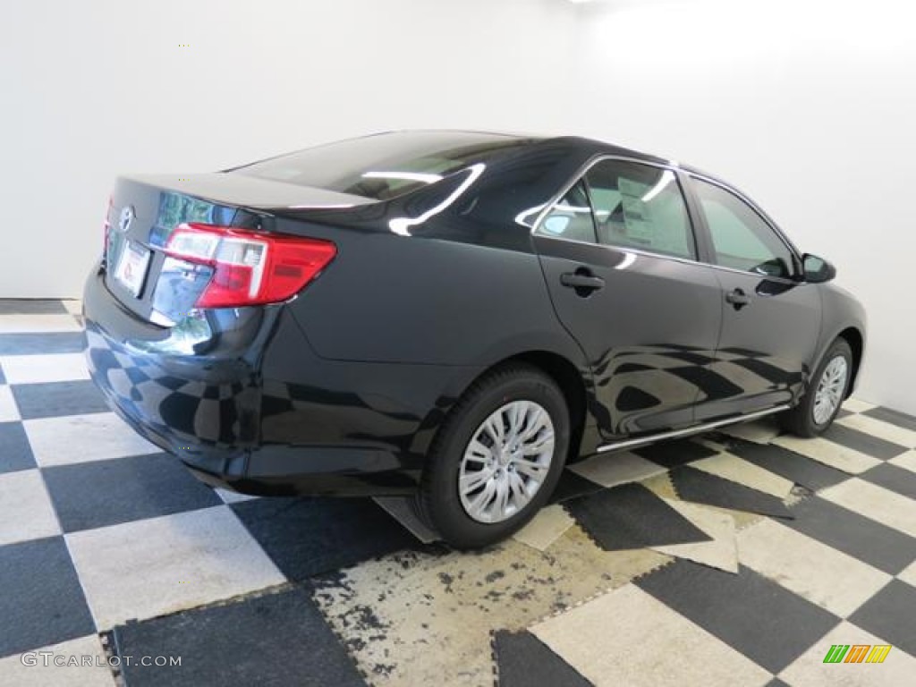 2013 Camry LE - Cosmic Gray Metallic / Ash photo #14