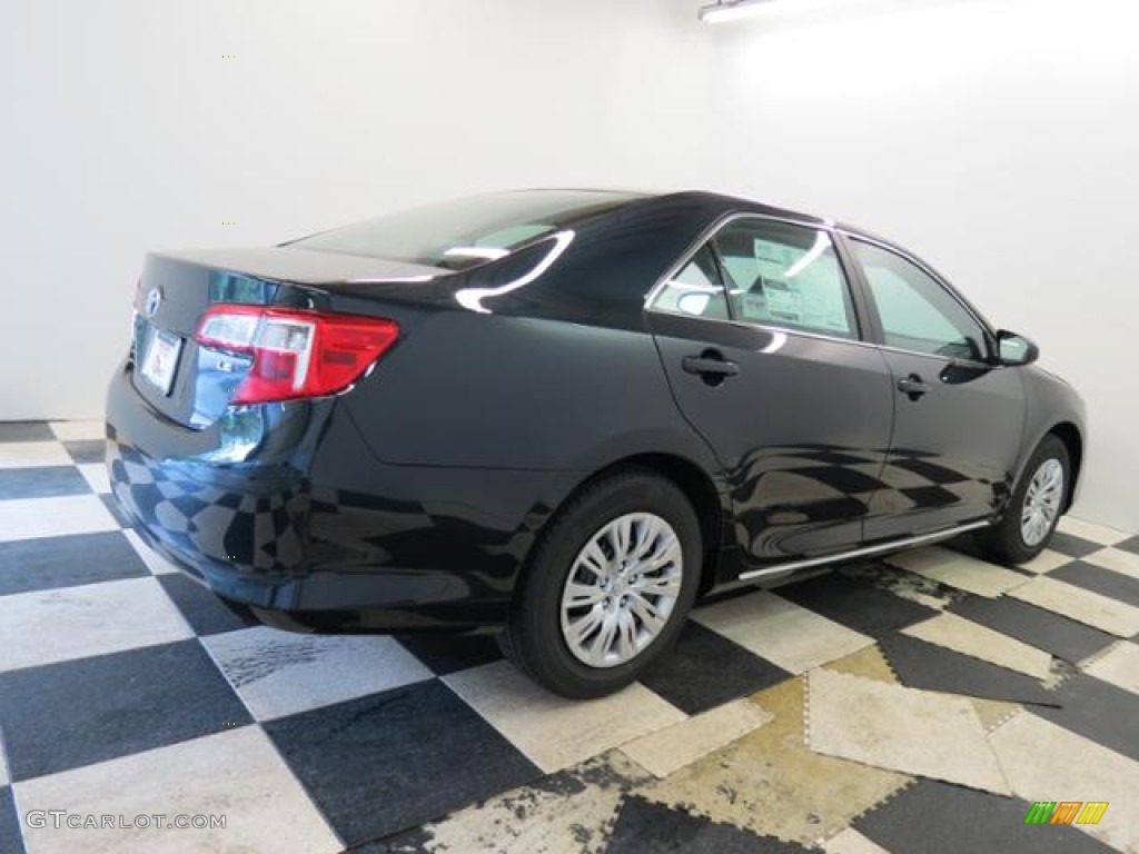 2013 Camry LE - Cosmic Gray Metallic / Ash photo #14