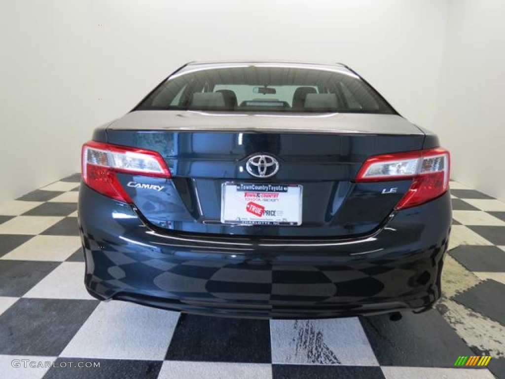 2013 Camry LE - Cosmic Gray Metallic / Ash photo #15