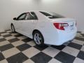 Super White - Camry SE Photo No. 19