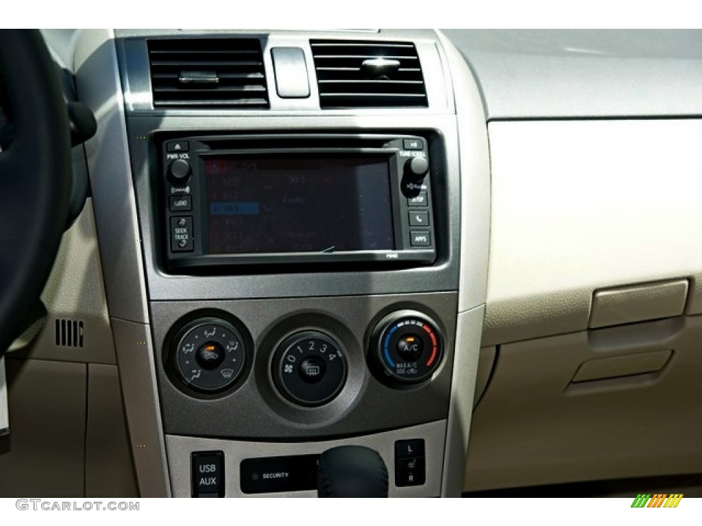 2013 Toyota Corolla LE Special Edition Controls Photos