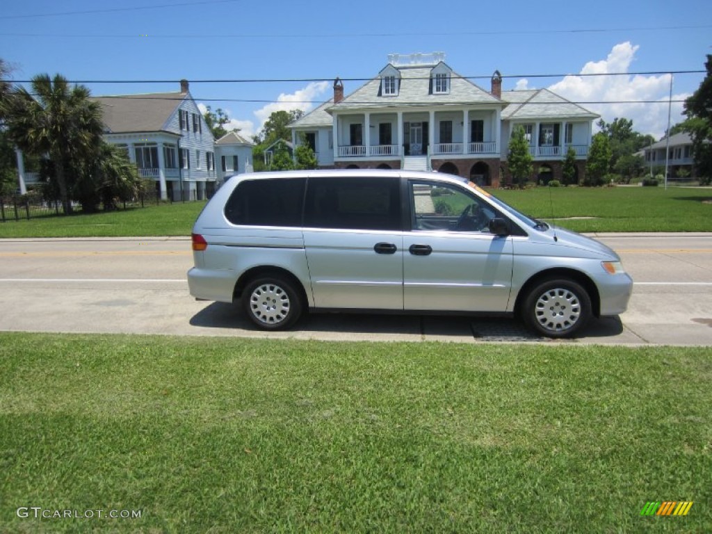 Starlight Silver Metallic Honda Odyssey