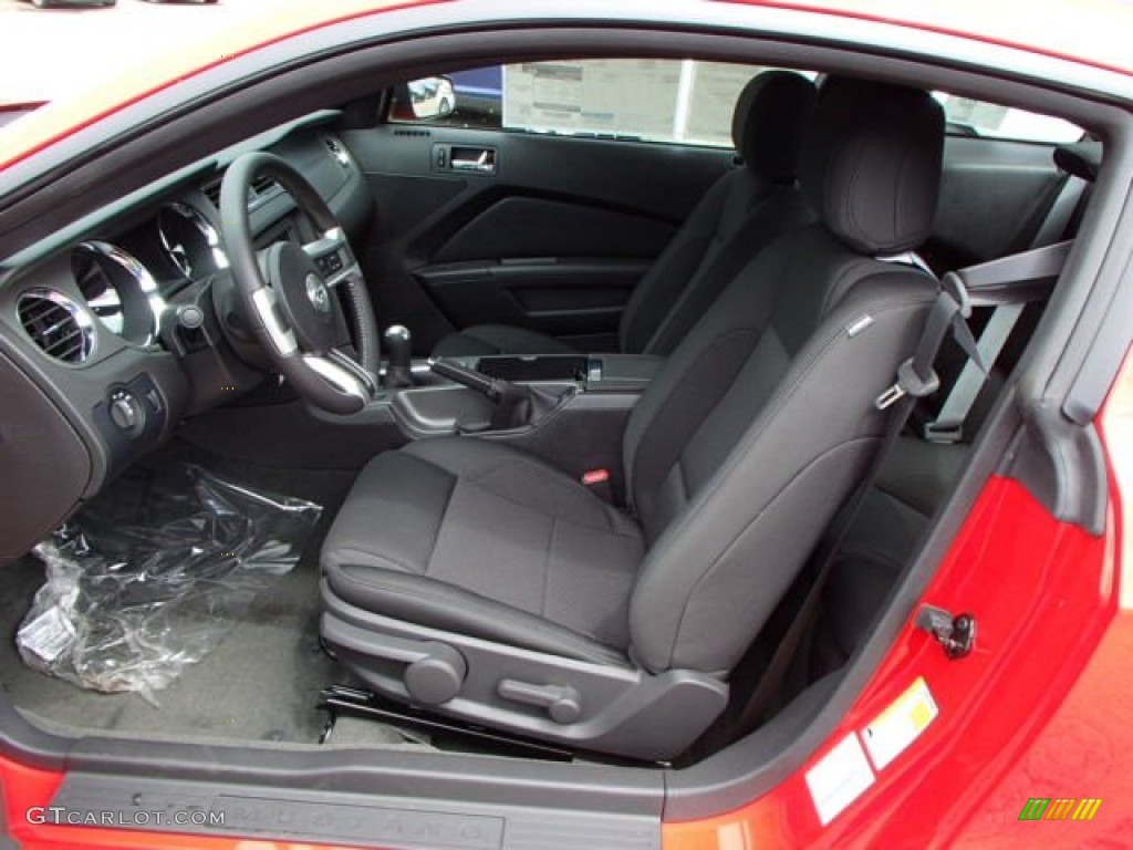 2014 Ford Mustang V6 Coupe Front Seat Photo #81436950