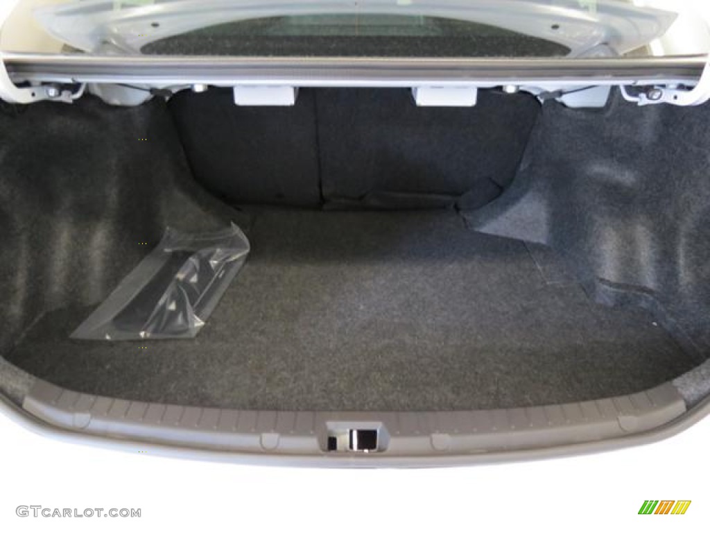 2013 Toyota Corolla S Trunk Photo #81437223