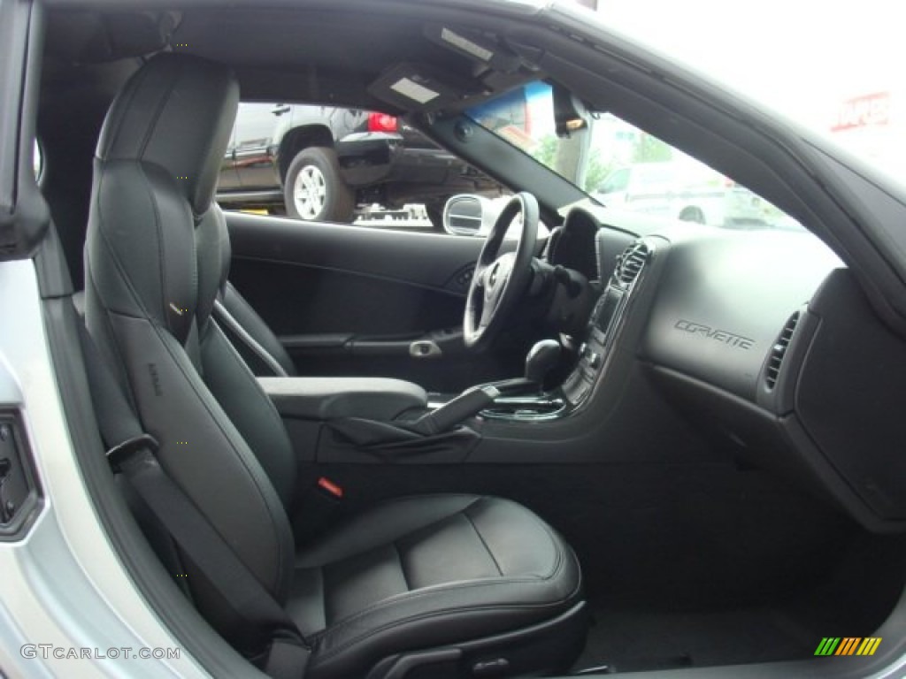 2013 Chevrolet Corvette Coupe Front Seat Photo #81437634