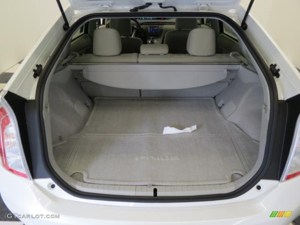 2013 Toyota Prius Three Hybrid Trunk Photo #81438024