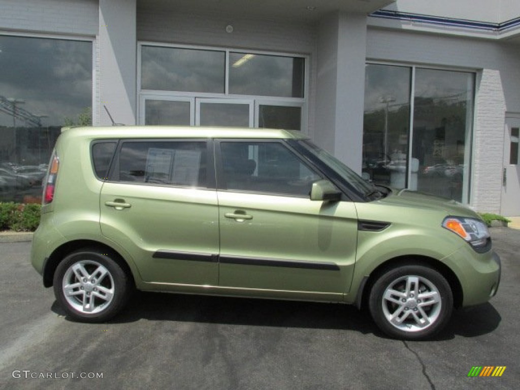 Alien Green 2011 Kia Soul + Exterior Photo #81439020