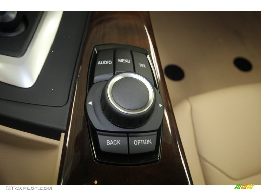 2013 3 Series 328i Sedan - Orion Silver Metallic / Venetian Beige photo #20