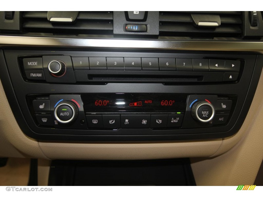 2013 BMW 3 Series 328i Sedan Controls Photo #81440436