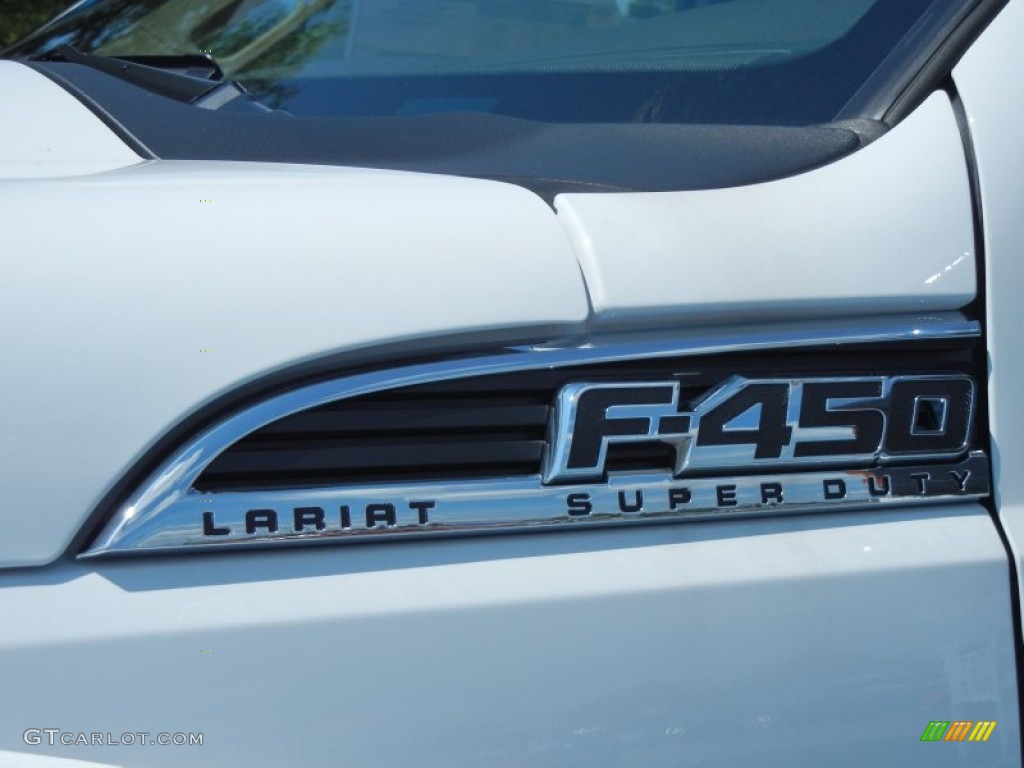 2013 Ford F450 Super Duty Lariat Crew Cab 4x4 Marks and Logos Photos
