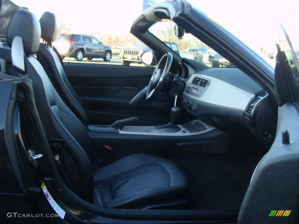 2003 Z4 2.5i Roadster - Jet Black / Black photo #10