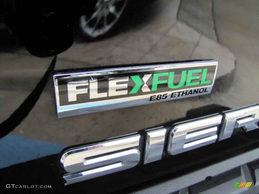2011 GMC Sierra 1500 SLE Crew Cab Marks and Logos Photos