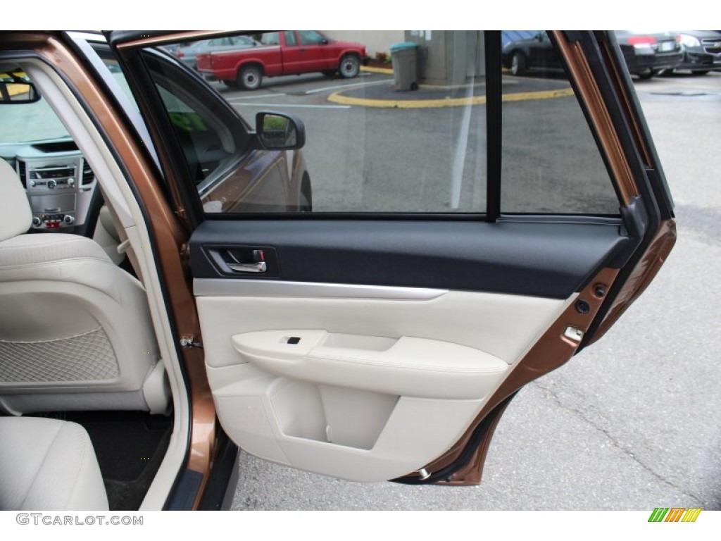 2011 Outback 2.5i Premium Wagon - Caramel Bronze Pearl / Warm Ivory photo #17