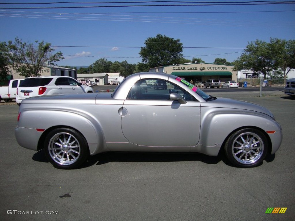2005 SSR  - Ricochet Silver Metallic / Ebony Black photo #8