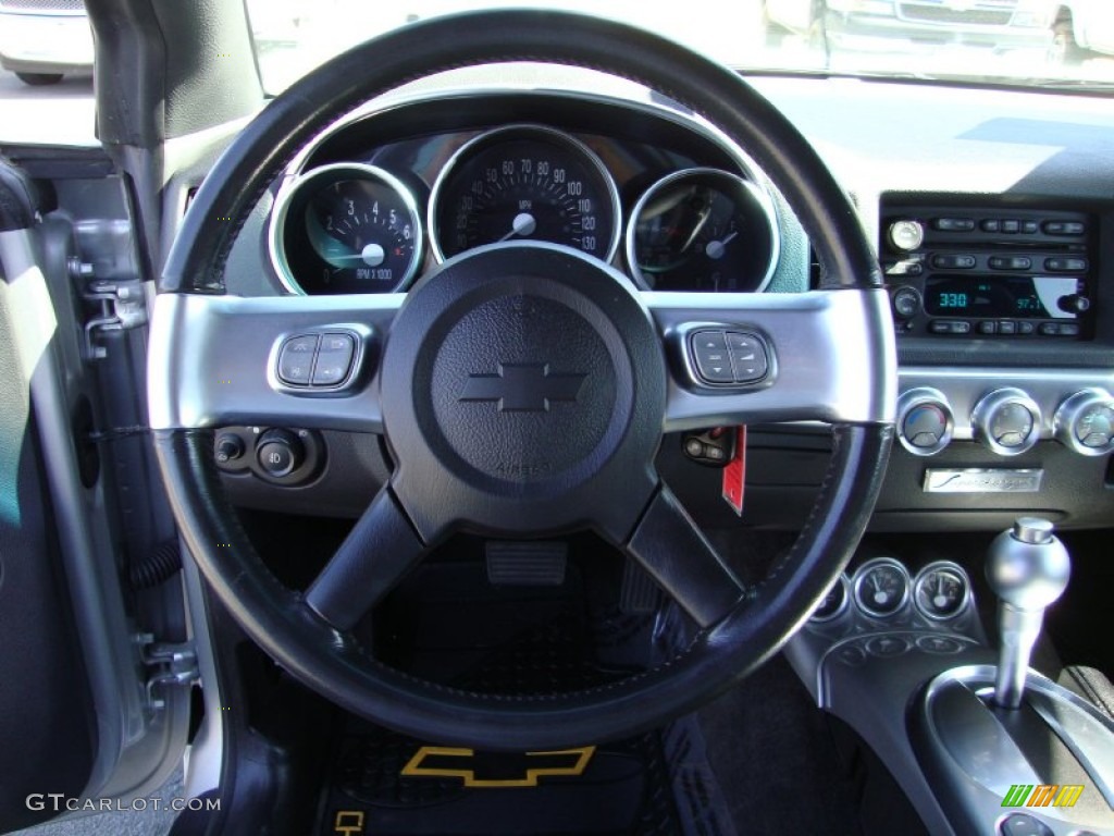 2005 Chevrolet SSR Standard SSR Model Ebony Black Steering Wheel Photo #81448071