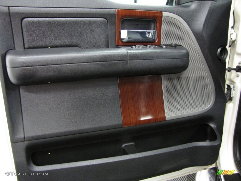 2007 Ford F150 Lariat SuperCrew 4x4 Black Door Panel Photo #81448854