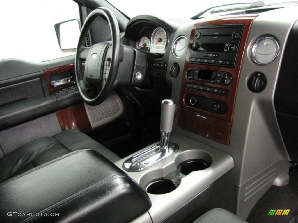 2007 Ford F150 Lariat SuperCrew 4x4 Black Dashboard Photo #81449007