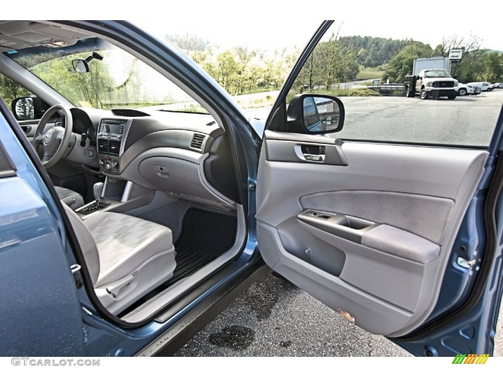 2010 Subaru Forester 2.5 X Premium Platinum Door Panel Photo #81452204