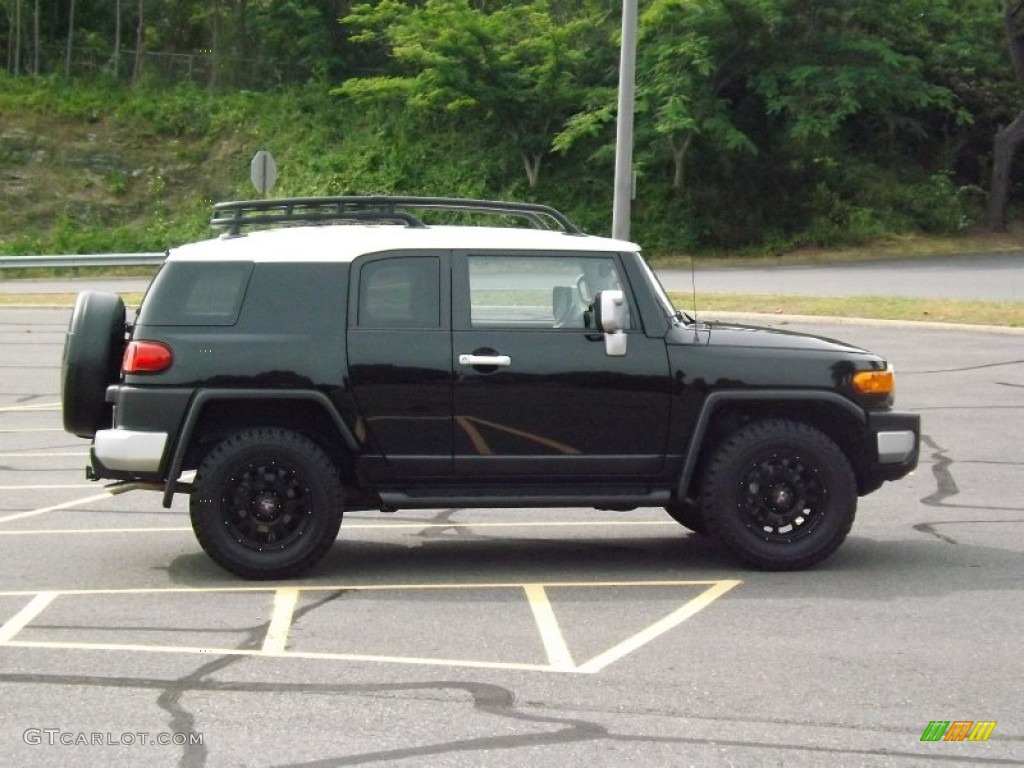 Black 2011 Toyota FJ Cruiser 4WD Exterior Photo #81454365
