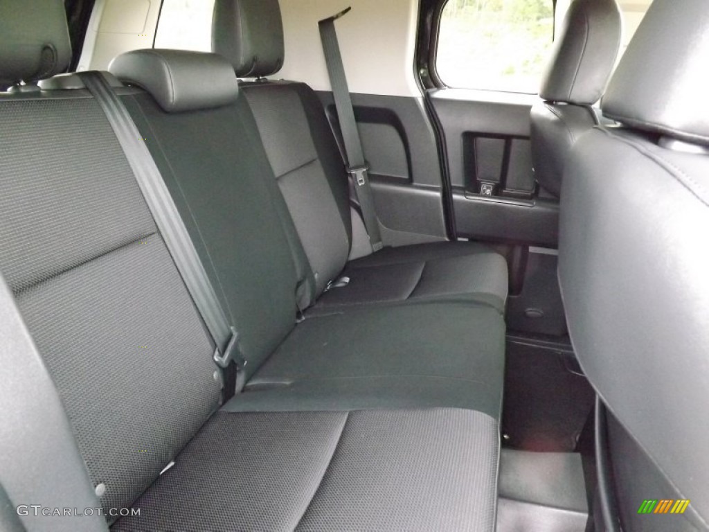 2011 Toyota FJ Cruiser 4WD Rear Seat Photo #81454389