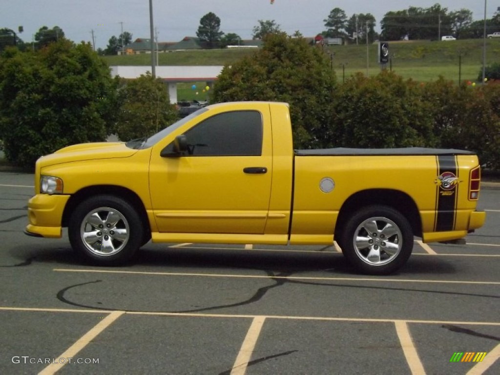 Solar Yellow 2005 Dodge Ram 1500 SLT Rumble Bee Regular Cab Exterior Photo #81454500