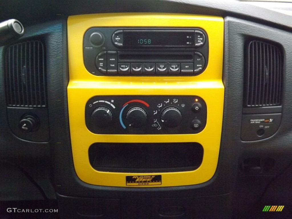 2005 Dodge Ram 1500 SLT Rumble Bee Regular Cab Controls Photos