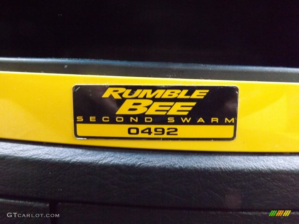 2005 Ram 1500 SLT Rumble Bee Regular Cab - Solar Yellow / Dark Slate Gray photo #18