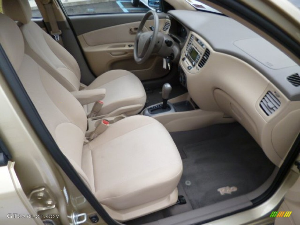 Beige Interior 2009 Kia Rio LX Sedan Photo #81458040