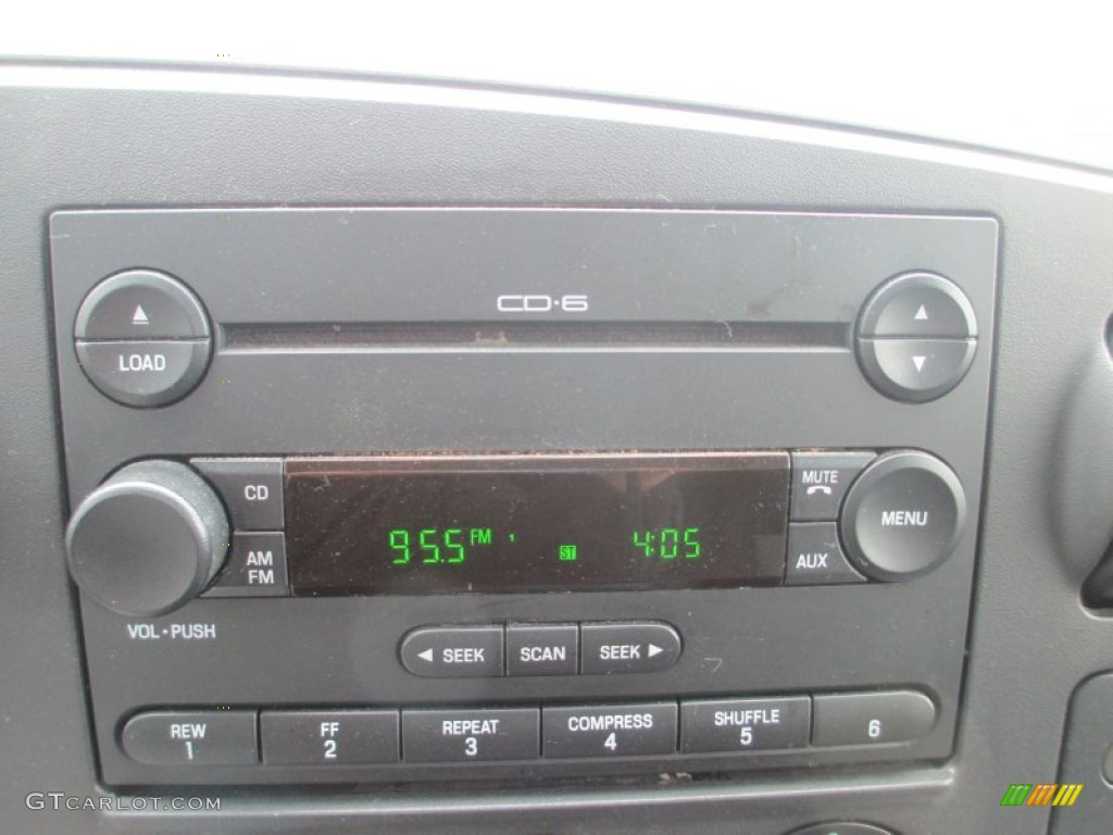 2005 Ford F250 Super Duty FX4 SuperCab 4x4 Audio System Photo #81458853